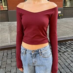 Brandy Melville Mayson V-Neck Long Sleeved Off the Shoulder Top